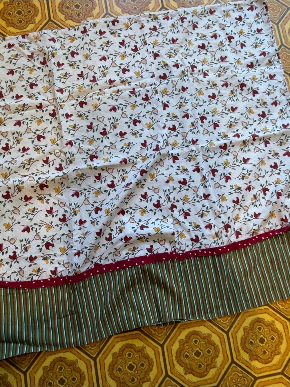 Floral 31.5”x20.5” set of two pillowcases with birds and owls vintage